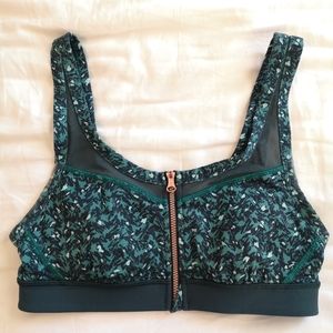 Lululemon workout bra